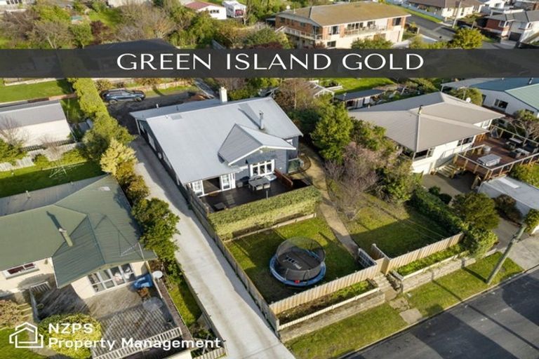 Photo of property in 2a Muir Street, Green Island, Dunedin, 9018