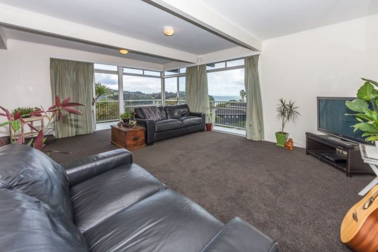 Photo of property in 7 Sykes Avenue, Hatfields Beach, Orewa, 0931