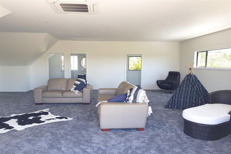 Photo of property in 797 Millbrook Road, Waipu, 0582