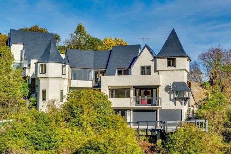 Photo of property in 2/42f Valley Road, Cashmere, Christchurch, 8022