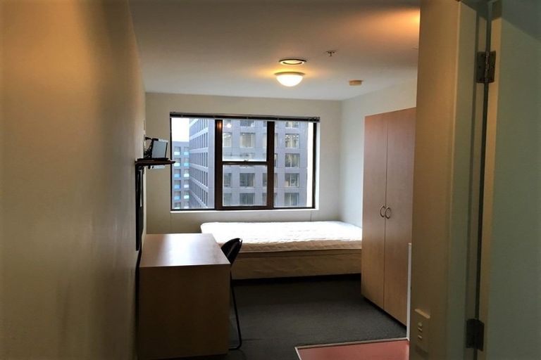 Photo of property in Orange Apartments/victoria Centr, 703/169 The Terrace, Wellington Central, Wellington, 6011