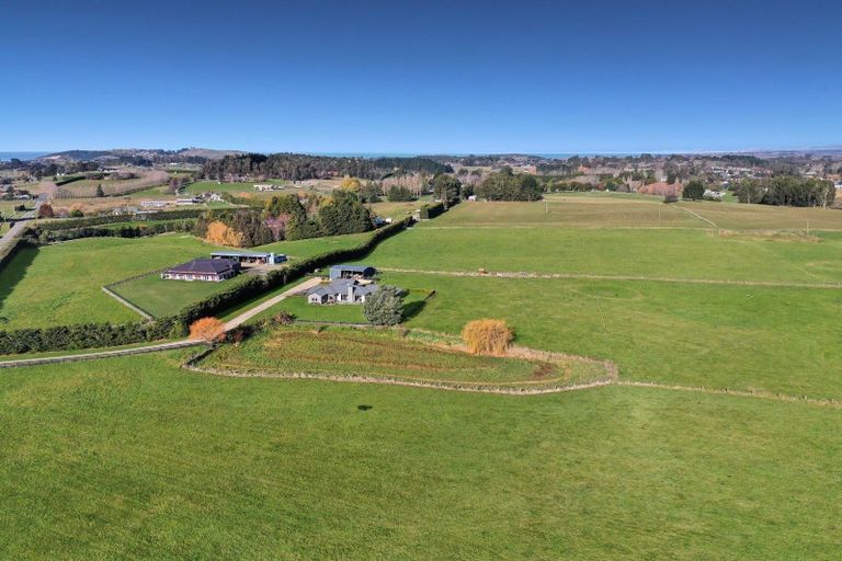 Photo of property in 305 Parsons Road, Weston, Oamaru, 9491