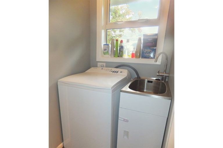 Photo of property in 1/5 Gainsborough Street, Hoon Hay, Christchurch, 8025