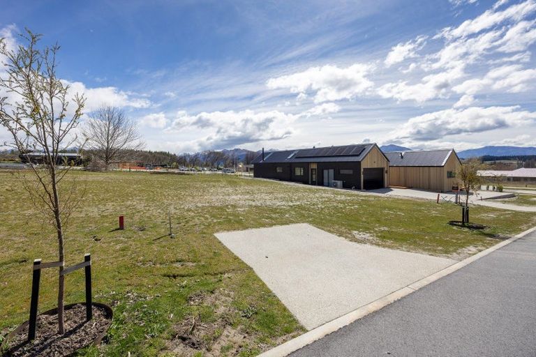 Photo of property in 4 Glenbrae Crescent, Wanaka, 9305