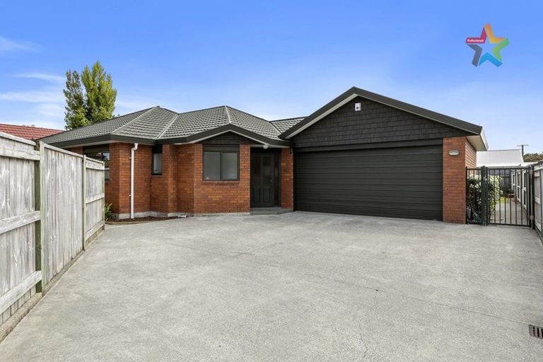 Photo of property in 23 Roberts Street, Epuni, Lower Hutt, 5011