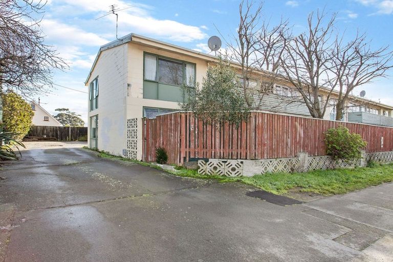 Photo of property in 4/267 Pages Road, Wainoni, Christchurch, 8061