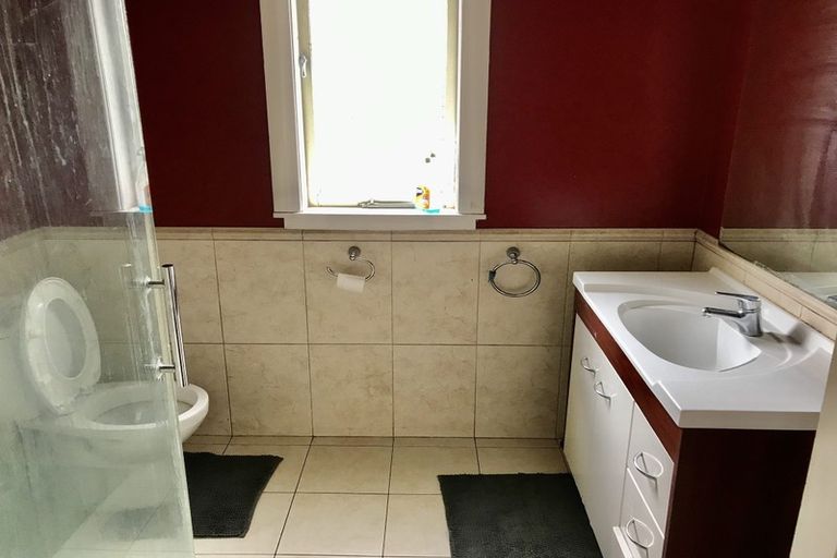 Photo of property in 324 Mount Albert Road, Mount Roskill, Auckland, 1041