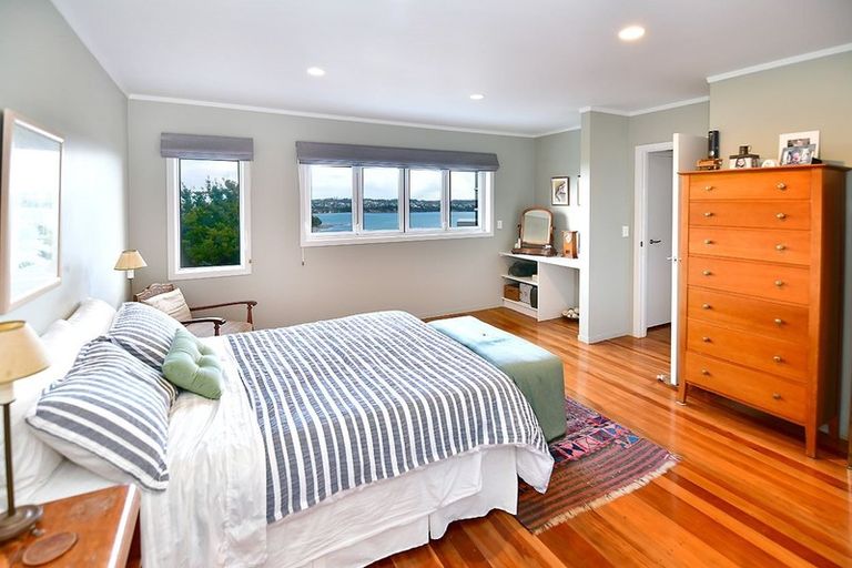 Photo of property in 1114 Whangaparaoa Road, Tindalls Beach, Whangaparaoa, 0930