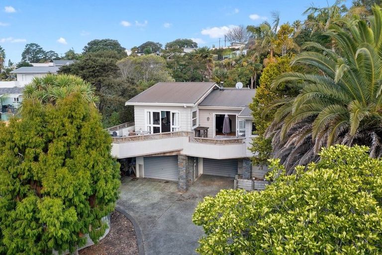 Photo of property in 36 Cedar Terrace, Stanmore Bay, Whangaparaoa, 0932