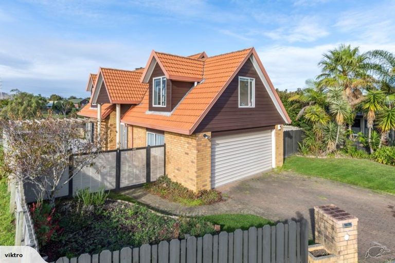 Photo of property in 9 Robina Court, Burswood, Auckland, 2013