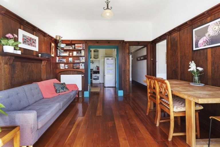 Photo of property in 23 Ferry Street, Seatoun, Wellington, 6022