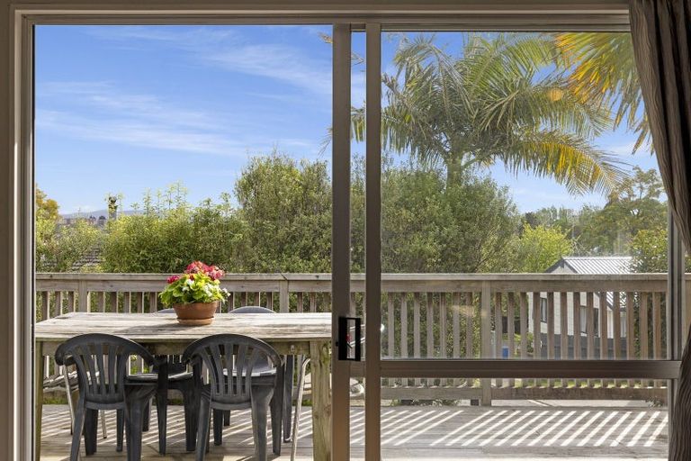 Photo of property in 34 Graham Place, Bellevue, Tauranga, 3110