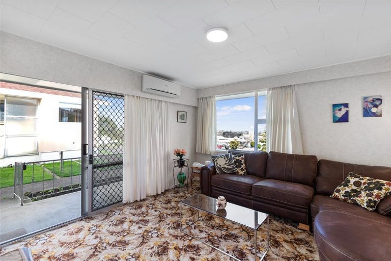 Photo of property in 12/16 Church Street, Te Aroha, 3320