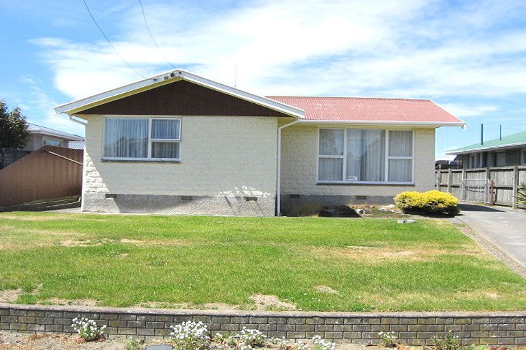 Photo of property in 268 Mairehau Road, Burwood, Christchurch, 8083