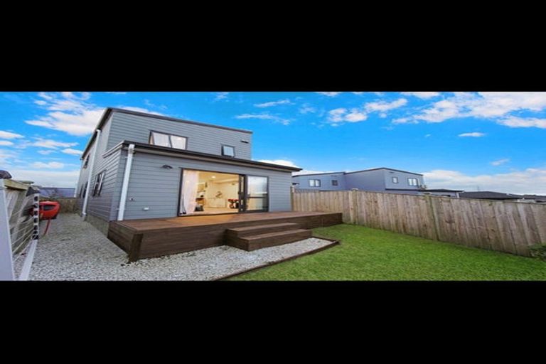 Photo of property in 37a Kahui Parade, Karaka, Papakura, 2113