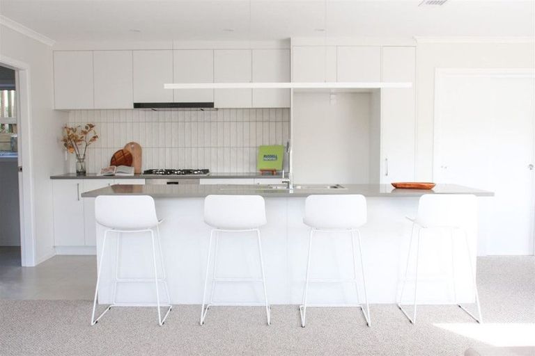 Photo of property in 47 Stockport Grove, Churton Park, Wellington, 6037