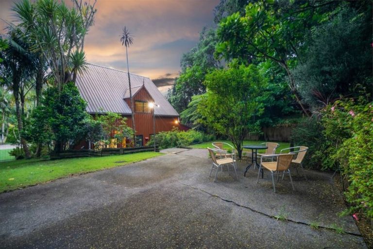 Photo of property in 15 The Glade South, Pukekohe, 2120