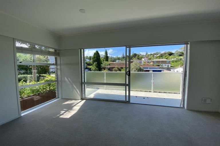 Photo of property in 1/36 Sandiacre Way, Browns Bay, Auckland, 0630