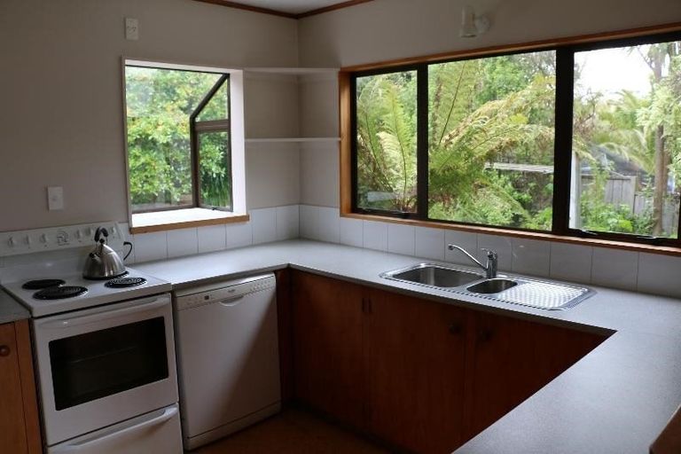 Photo of property in 52 Saint James Street, Richmond Heights, Taupo, 3330