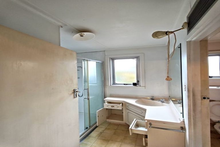 Photo of property in 13 Arney Road, Ranui, Auckland, 0612