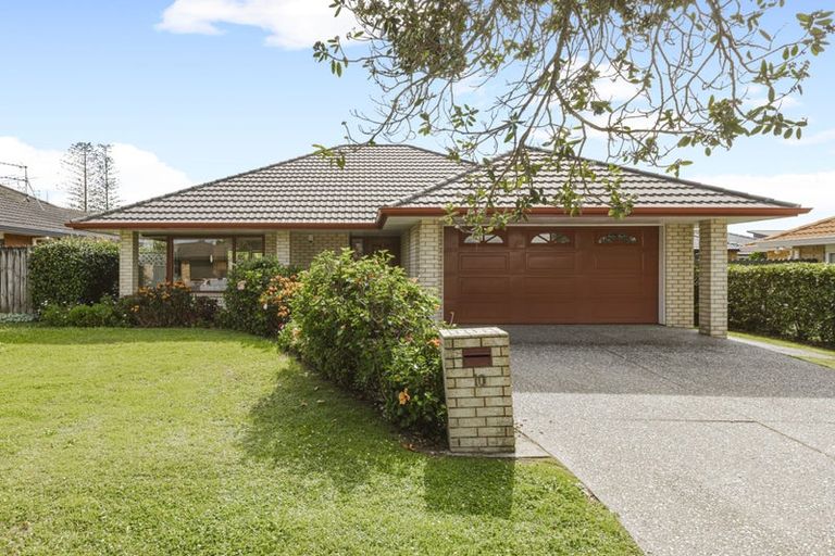 Photo of property in 10 Norm Pellow Drive, Manurewa, Auckland, 2105