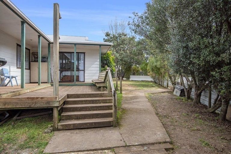 Photo of property in 19 Edge Street, Onerahi, Whangarei, 0110