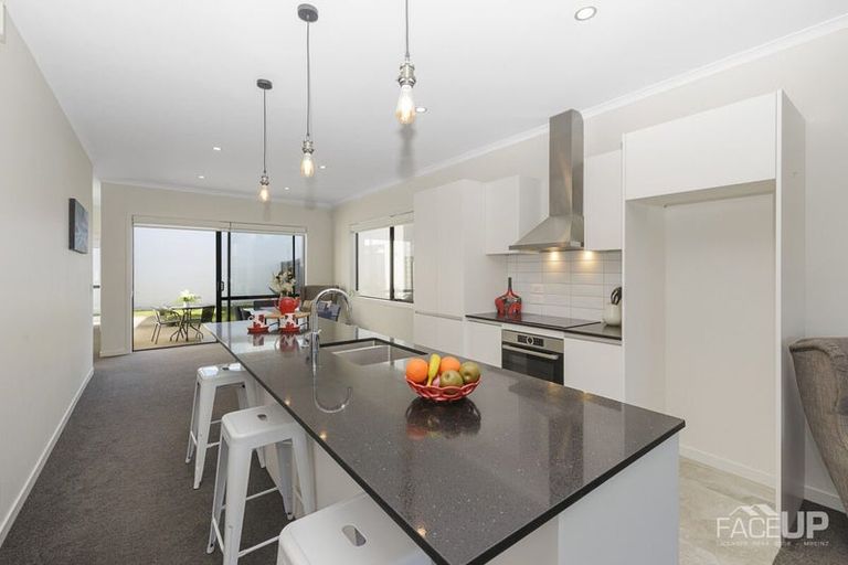 Photo of property in 8 Grey Warbler Road, Hobsonville, Auckland, 0616