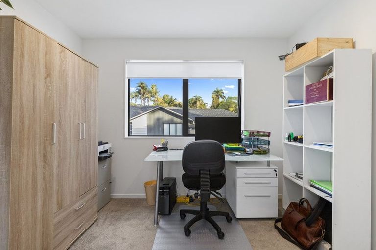 Photo of property in 74d Prospect Terrace, Pukekohe, 2120