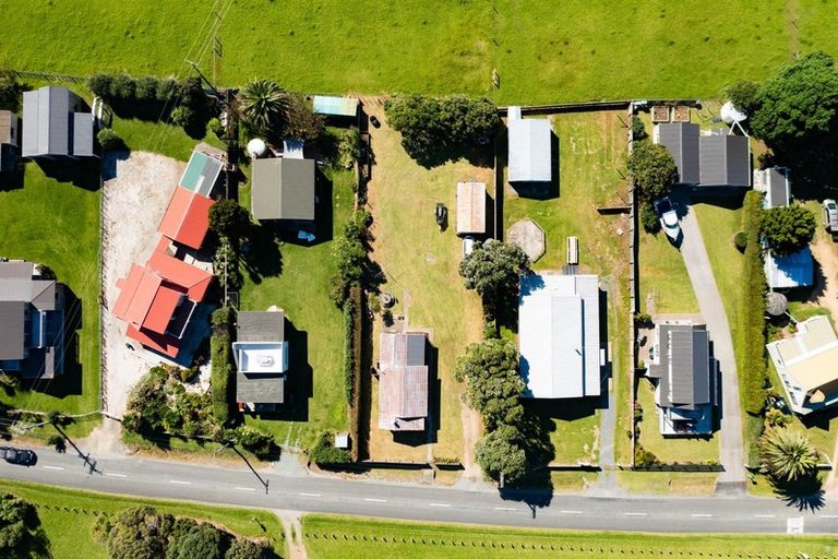 Photo of property in 2179 Whananaki North Road, Whananaki, Hikurangi, 0181