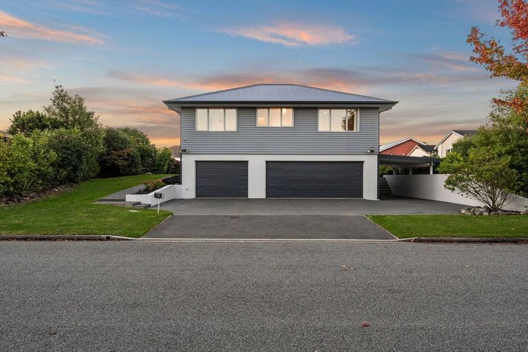 Photo of property in 13 Muir Avenue, Halswell, Christchurch, 8025