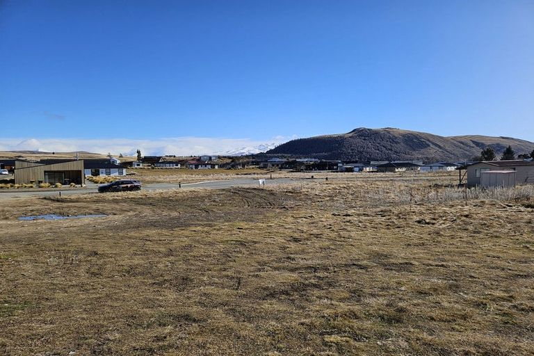 Photo of property in 16 Edwards Lane, Lake Tekapo, 7999