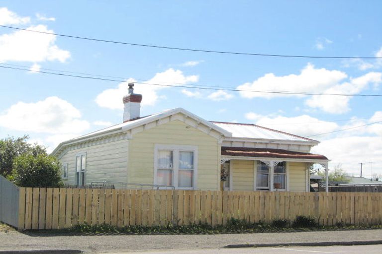 Photo of property in 38 Russell Street, Marton, 4710