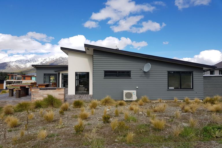 Photo of property in 24 Mistake Drive, Lake Tekapo, 7999