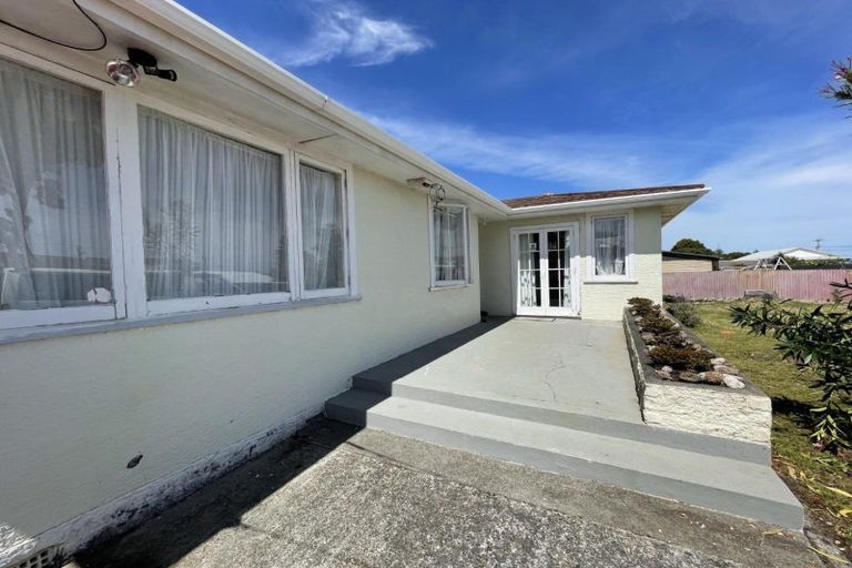 Photo of property in 48a Cornfoot Street, Castlecliff, Whanganui, 4501