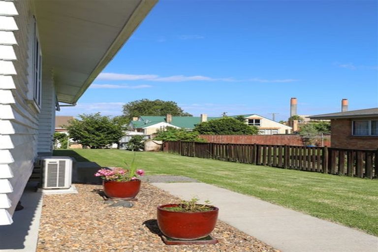 Photo of property in 9 Harlock Place, Huntly, 3700