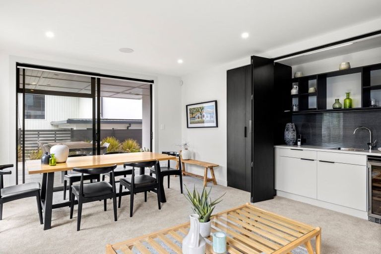 Photo of property in 1015 Papamoa Beach Road, Papamoa Beach, Papamoa, 3118