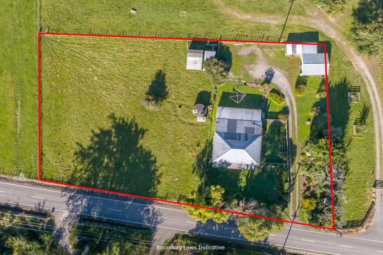 Photo of property in 348 Park Road, Parkvale, Carterton, 5792