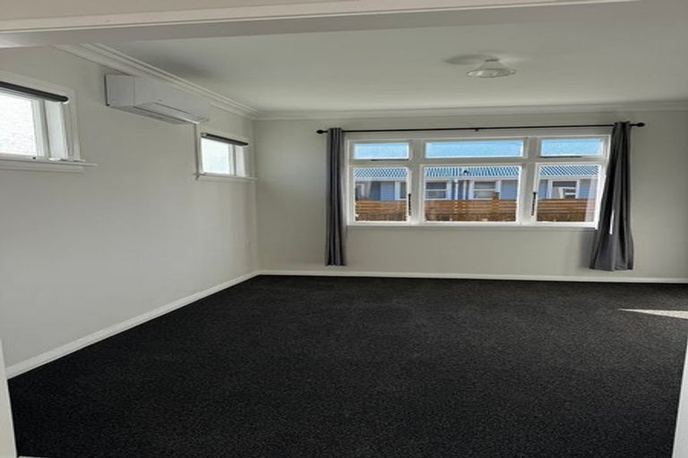 Photo of property in 26a-b Wilton Street, Levin, 5510