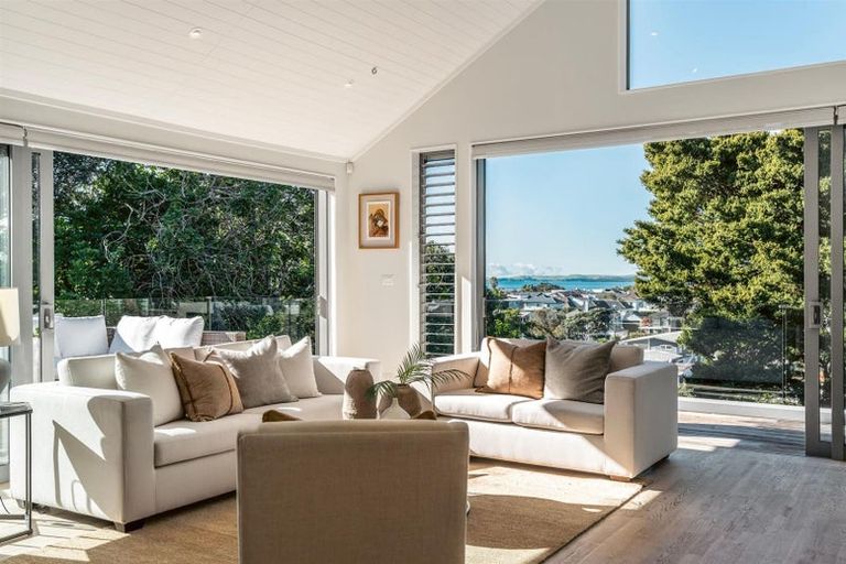 Photo of property in 7a Prospect Terrace, Milford, Auckland, 0620