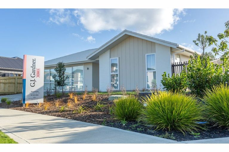 Photo of property in 48 Summersfield Boulevard, Appleby, Richmond, 7020