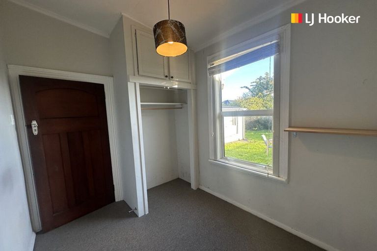 Photo of property in 61 Fitzroy Street, Caversham, Dunedin, 9012