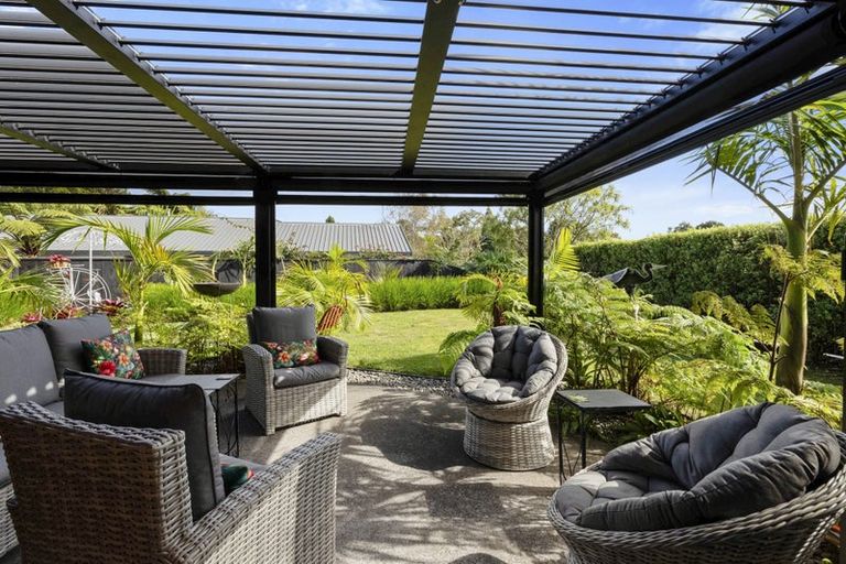 Photo of property in 10a Long Place, Frankleigh Park, New Plymouth, 4310