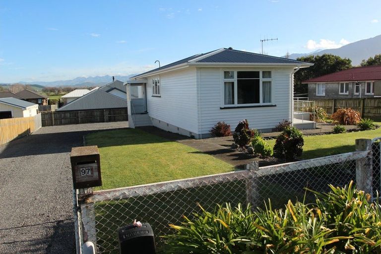 Photo of property in 97 Beach Road, Kaikoura, 7300