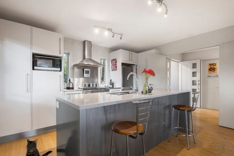 Photo of property in 10 Treetops Way, Bayview, Auckland, 0629