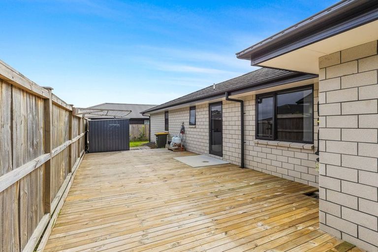Photo of property in 14 Murray Ward Drive, Te Kauwhata, 3710