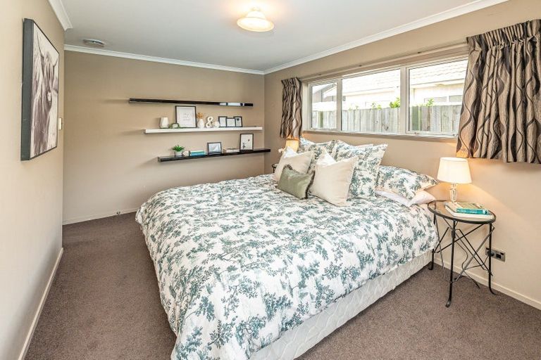 Photo of property in 8 Akepiro Place, Tawhero, Whanganui, 4501
