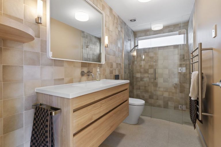 Photo of property in 186a Nile Road, Forrest Hill, Auckland, 0620