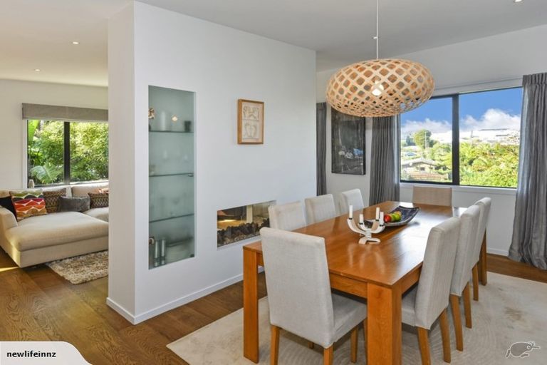 Photo of property in 64b Heathcote Road, Castor Bay, Auckland, 0620