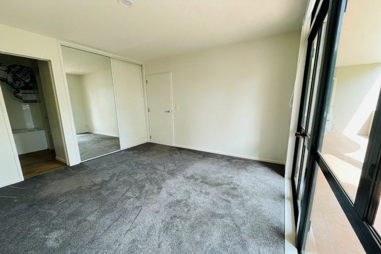 Photo of property in 2/21 Hewitts Road, Merivale, Christchurch, 8014