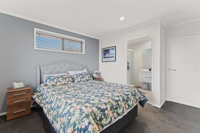 Photo of property in 35 Cumming Street, Okato, 4335